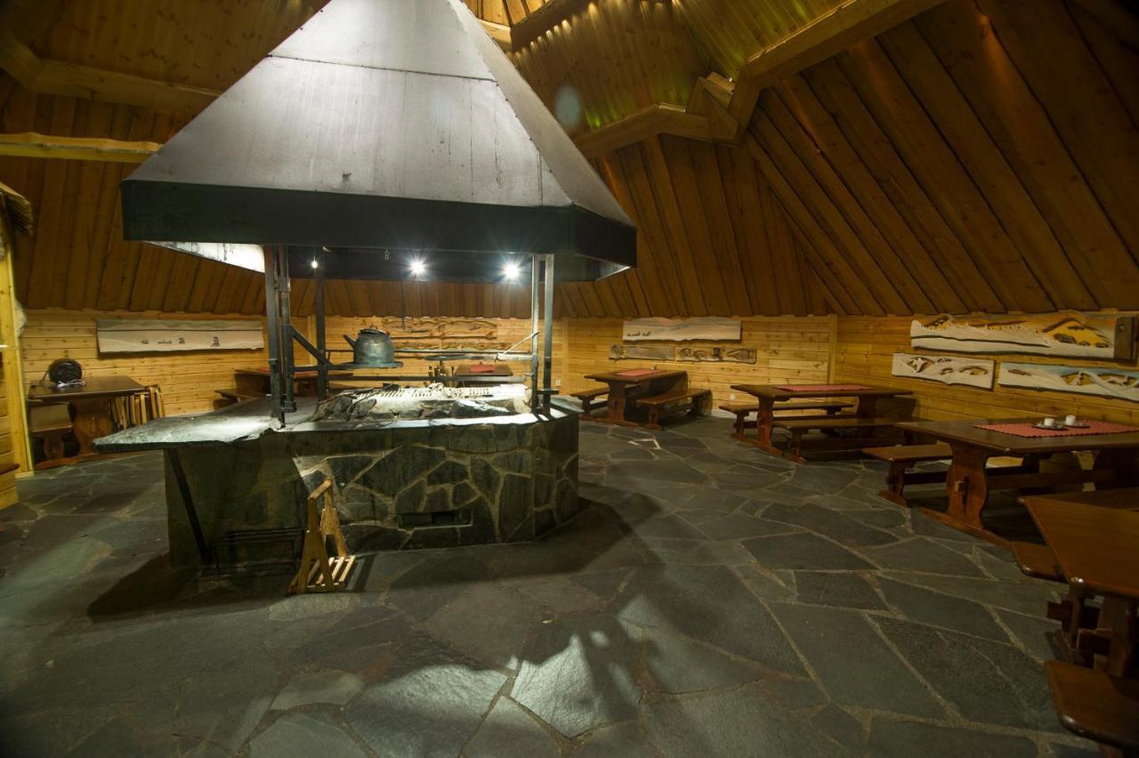 Harriniva Adventure Resort Муонио Екстериор снимка